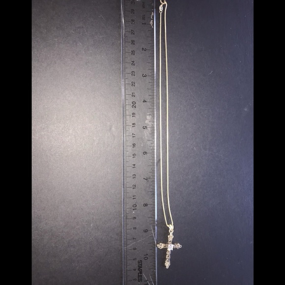 Marcasite cross with crystals in the center - Picture 3 of 3